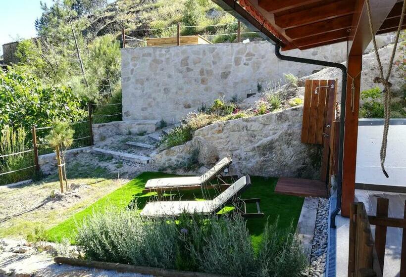 جناح عائلي, Unhais Valley   Country House