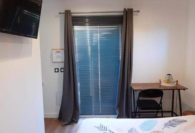 Номер Стандарт Вид на Сад, Chambres Cosy