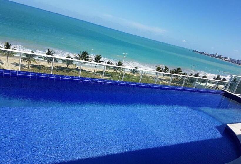 اتاق ساده سه‌ نفره, Flat 102 Com Vista Parcial Do Mar!