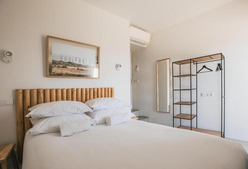 اتاق لوکس, Mute Hostel Porto Covo