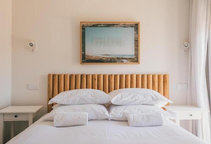 اتاق لوکس, Mute Hostel Porto Covo