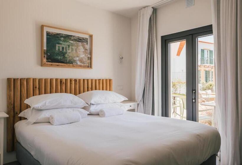 اتاق لوکس, Mute Hostel Porto Covo