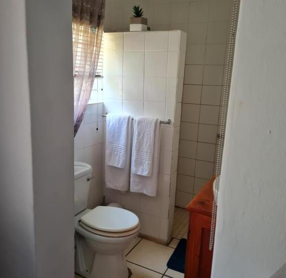 Номер Стандарт, The Garden Inn Guesthouse