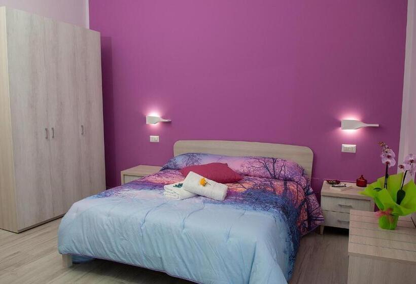 اتاق استاندارد چهار تخته, B&b Rainbow