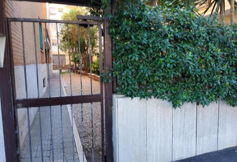 اتاق استاندارد سه نفره, Annadia Sweet Home B&b