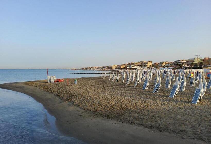 اتاق استاندارد سه نفره, Annadia Sweet Home B&b