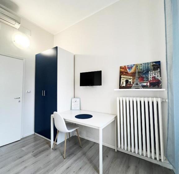 اتاق استاندارد یک نفره, Easyrooms One