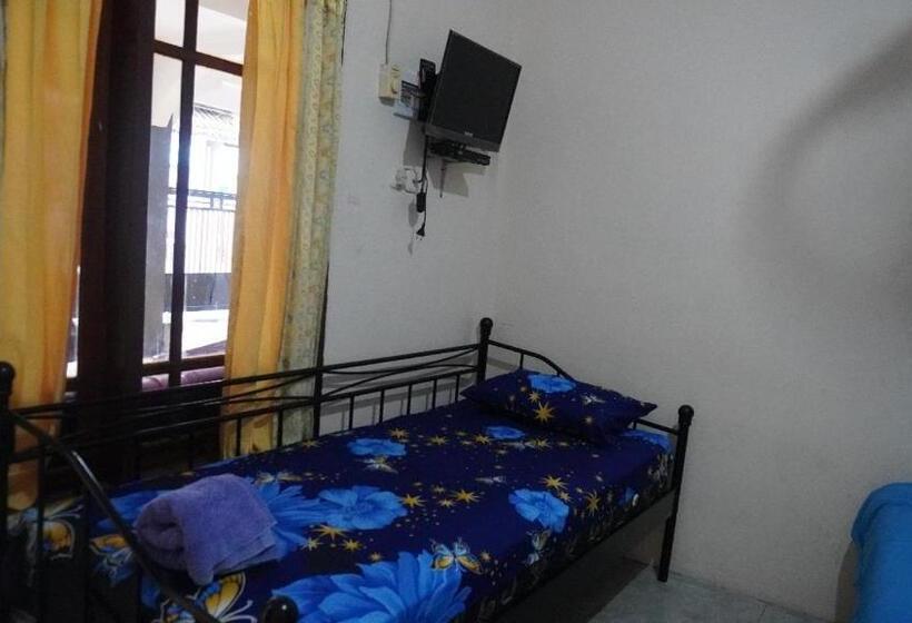 Номер Стандарт, Nadyah Syariah Homestay