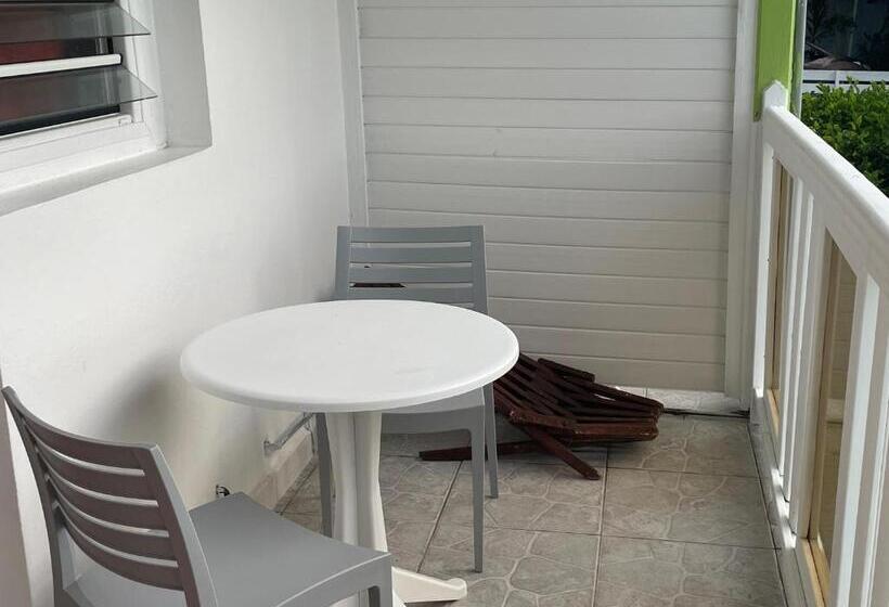 استودیو استاندارد با چشم‌انداز, Residence Chez Marraine Maison Bertili