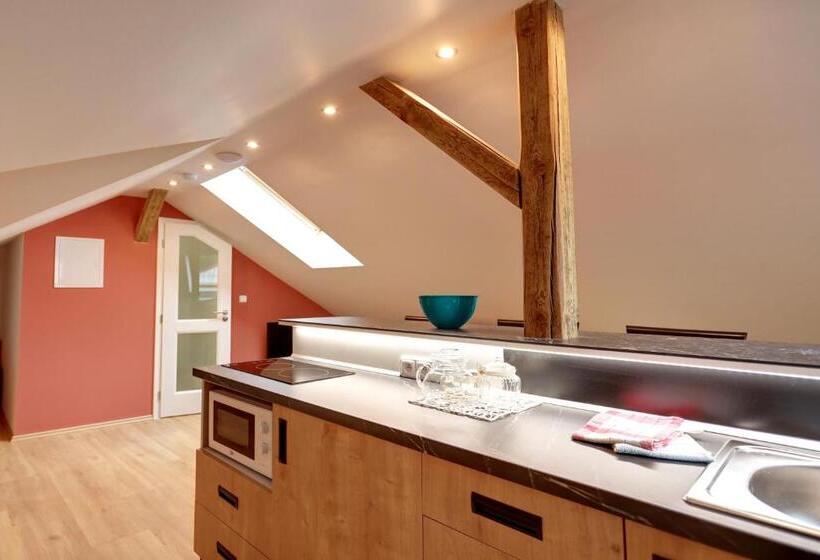 اتاق استاندارد, Apartmány Adam