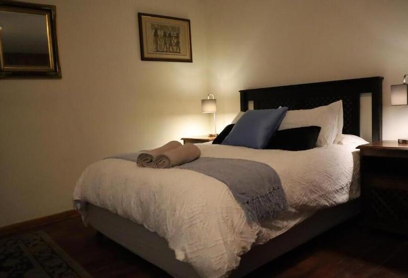 اتاق استاندارد چهار تخته, The Oak Potch Guesthouse