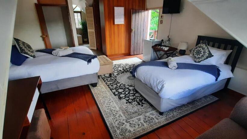 اتاق خانوادگی, The Oak Potch Guesthouse