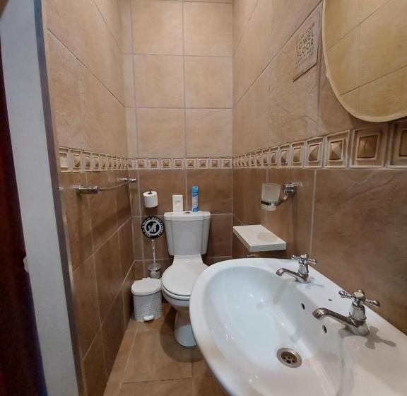 اتاق استاندارد, The Oak Potch Guesthouse