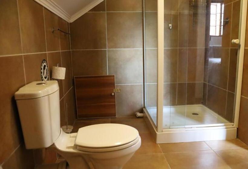 اتاق استاندارد, The Oak Potch Guesthouse