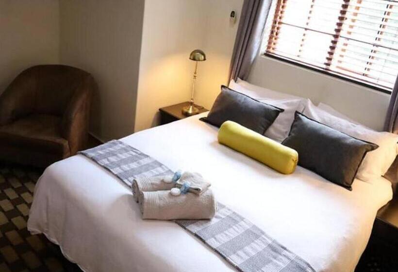 اتاق استاندارد, The Oak Potch Guesthouse