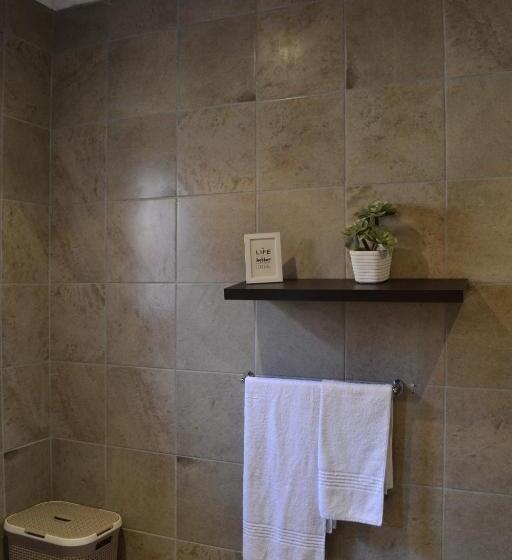 Номер Комфорт, Hush Guest House