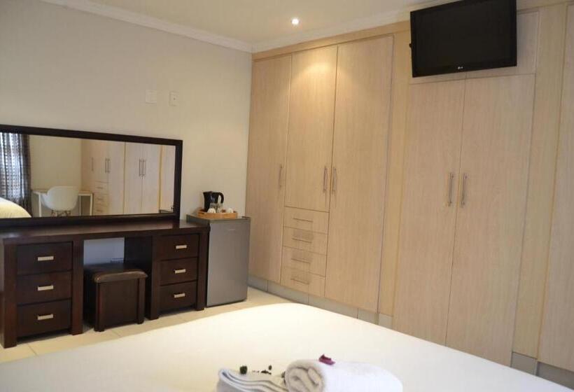 Номер бизнес-класса, Hush Guest House