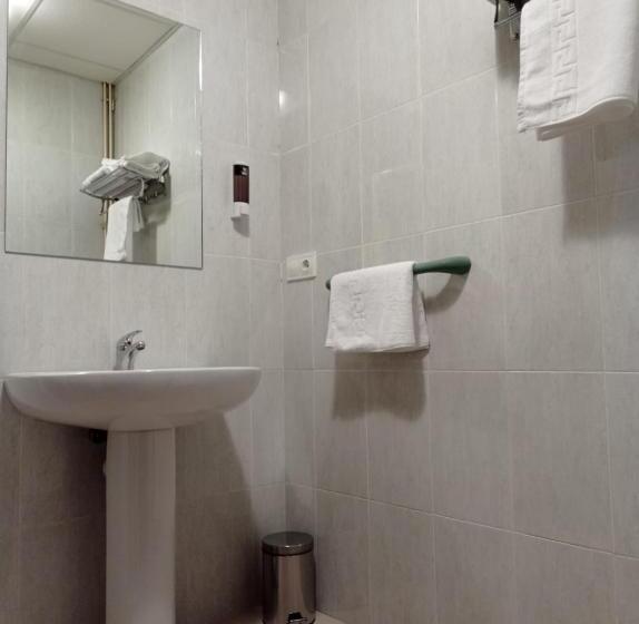 اتاق استاندارد, Hostal Brin