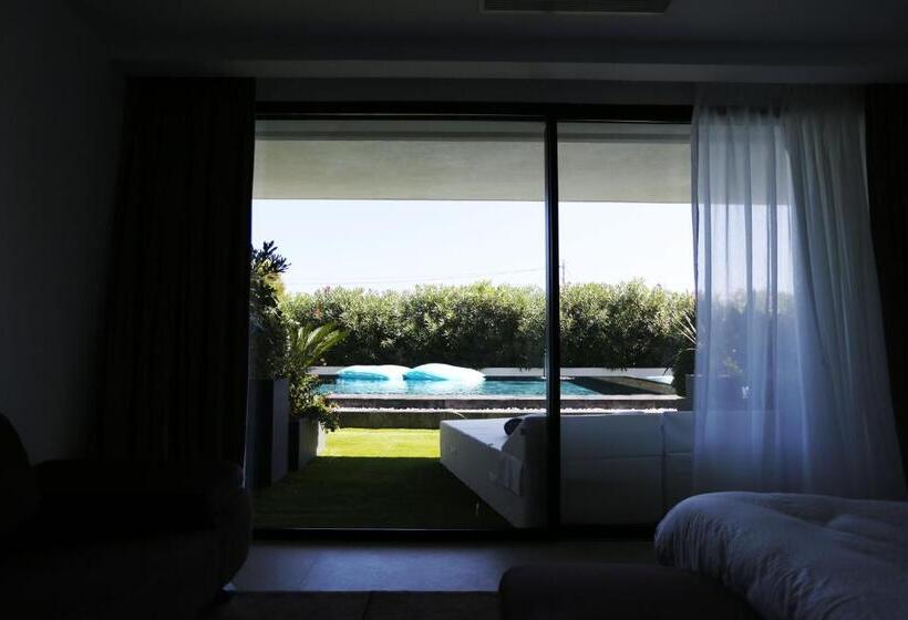Номер Стандарт Вид на Бассейн, Villa Miami