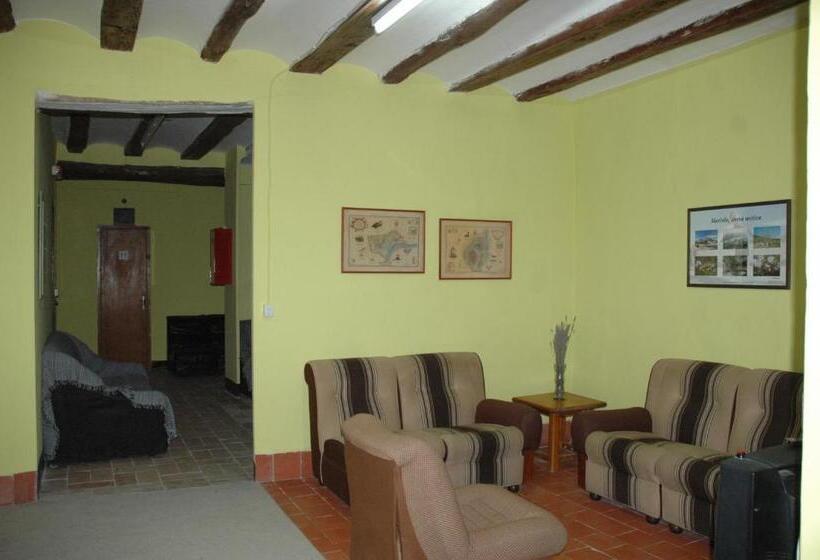 Семейный Номер Совместный Санузел, Albergue Ull De Canals