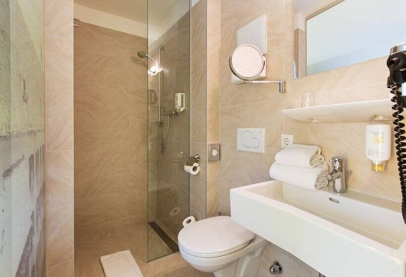 Номер Стандарт, Basic Hotel Innsbruck