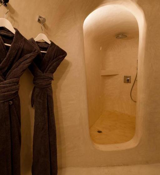 اتاق استاندارد, Kapari Natural Resort