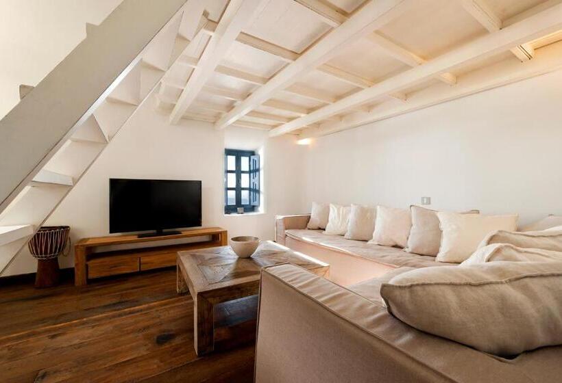 سوییت, Kapari Natural Resort