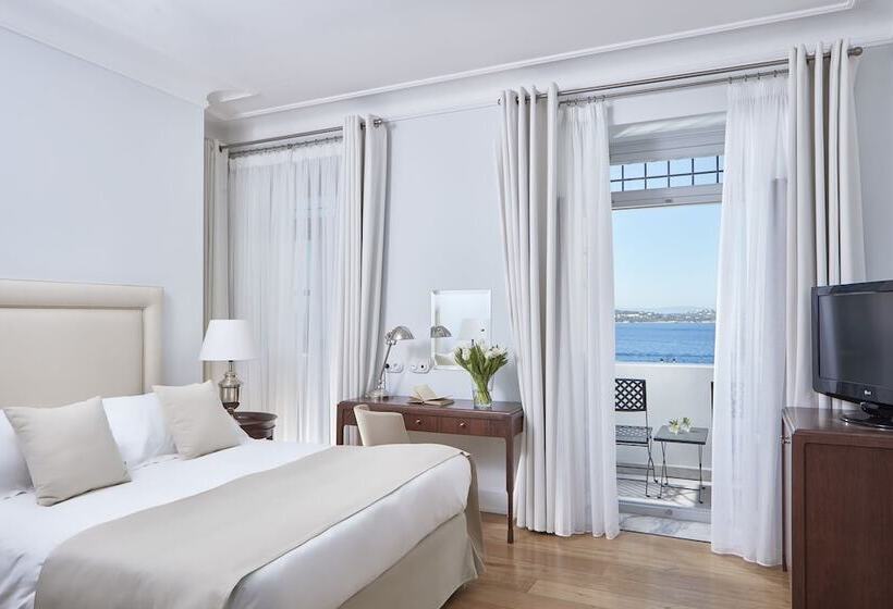 اتاق لوکس با چشم‌انداز دریا, Poseidonion Grand