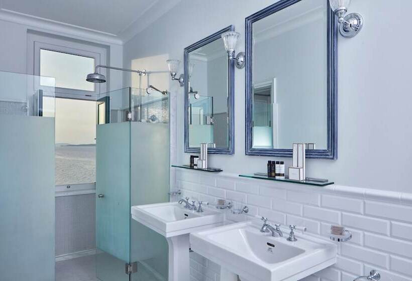 سوئیت رویال, Poseidonion Grand