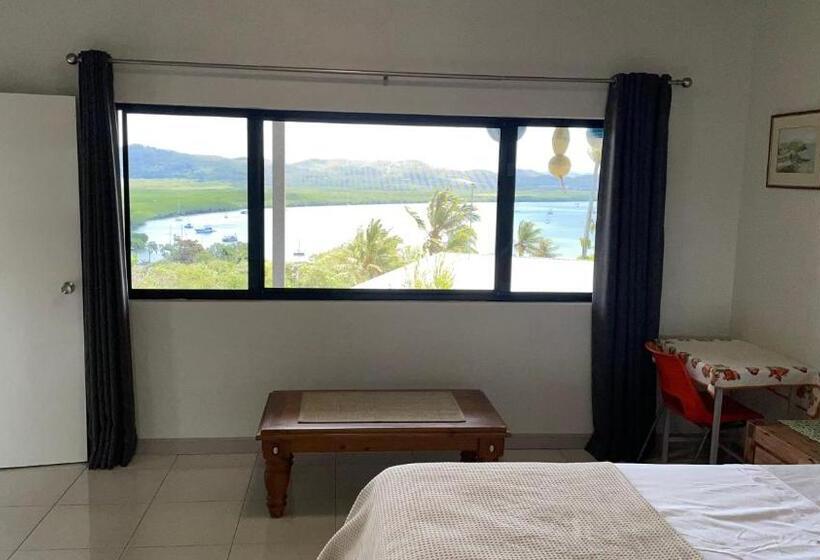 Стандартный Номер Кровать Кинг, Riva La Vista Cooktown