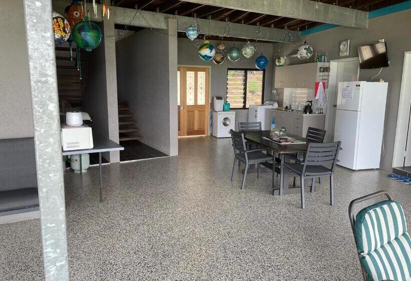 Номер Стандарт Вид на Море, Riva La Vista Cooktown
