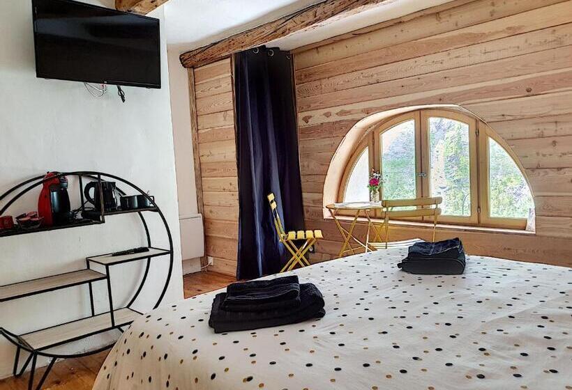 Номер Стандарт, La Maison Basse