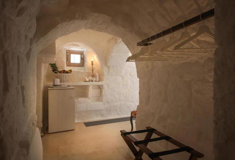 اتاق لوکس چهار تخته, Petranima Wellness In Trulli