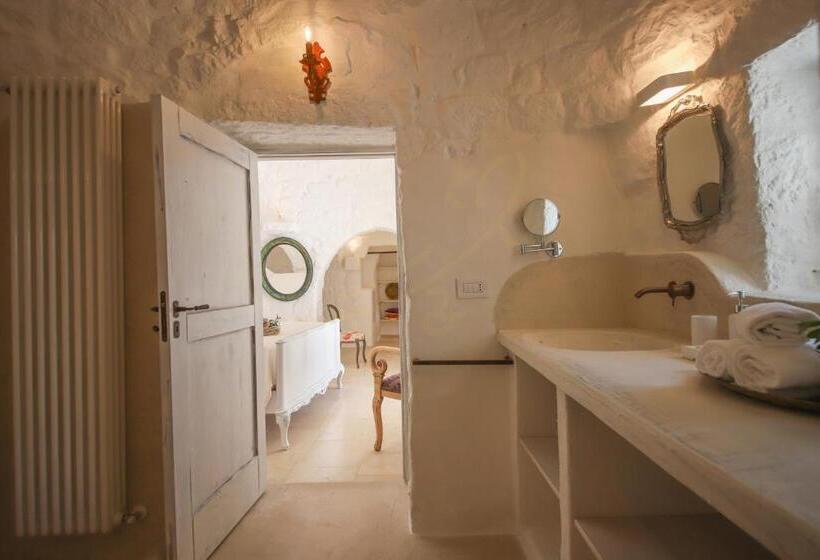 اتاق لوکس چهار تخته, Petranima Wellness In Trulli