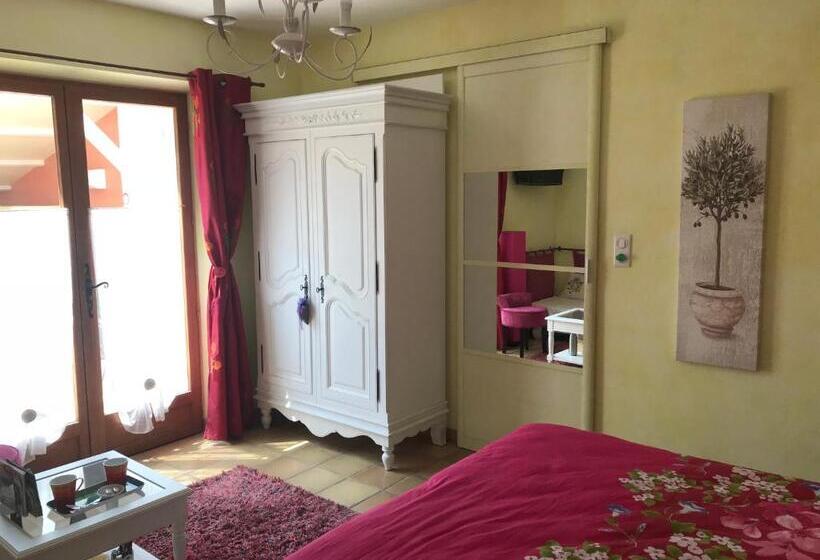 Номер Стандарт Трехместный, Santolines En Provence