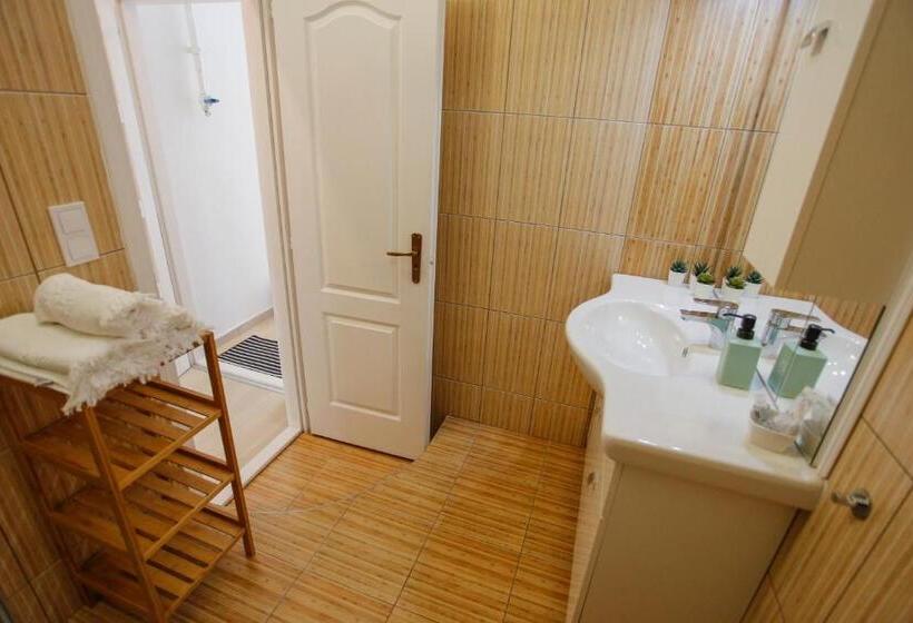 آپارتمان 1 خوابه, Uránia Apartmanház