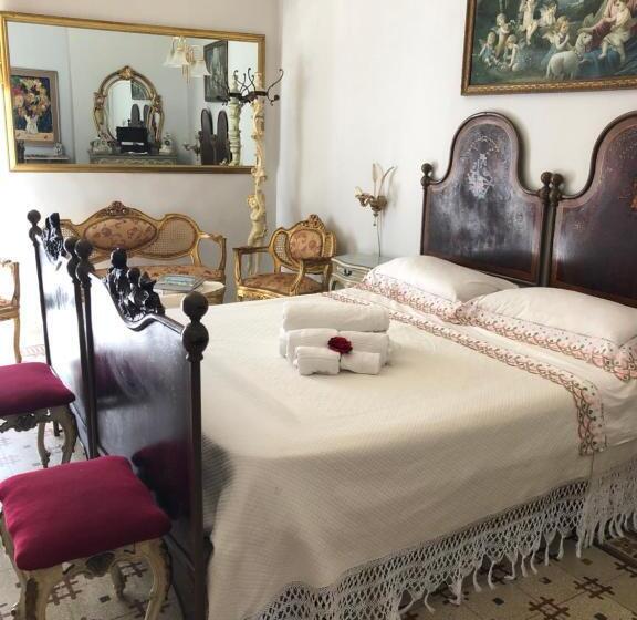استودیو استاندارد با بالکن, Suite 120