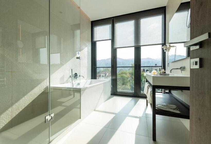 سوییت جونیور سوپریور, Duparc Contemporary Suites