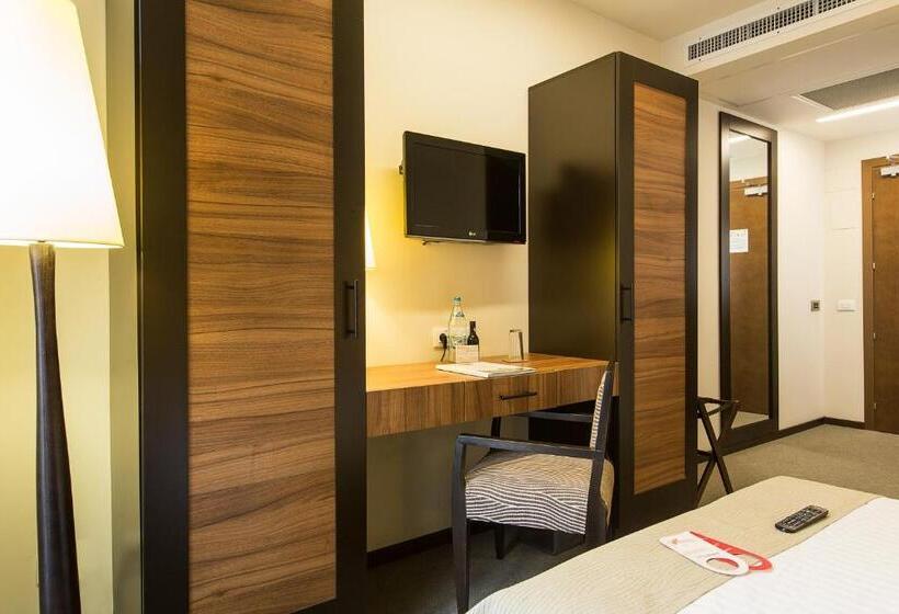 اتاق استاندارد یک نفره, Europa Royale Bucharest