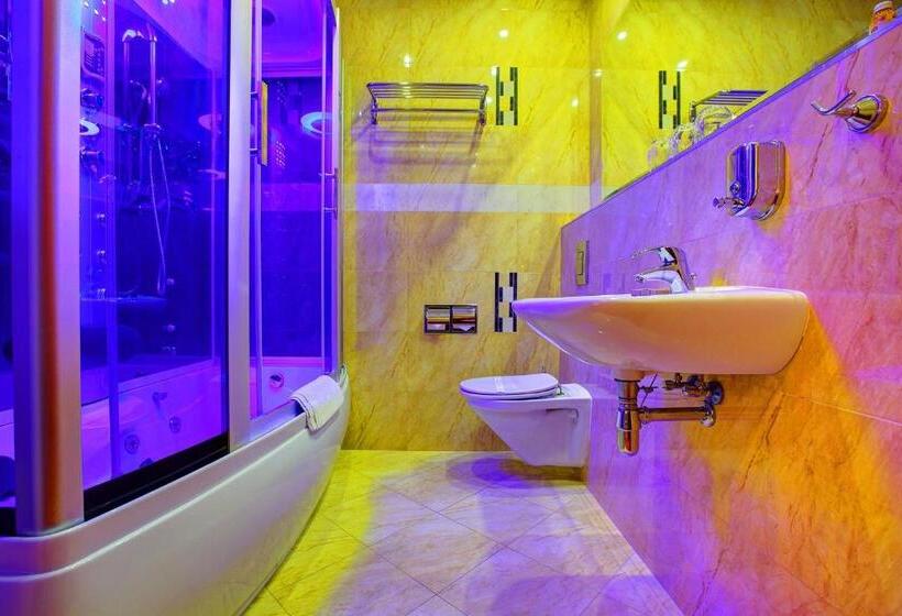 Номер Deluxe, Holiday Park