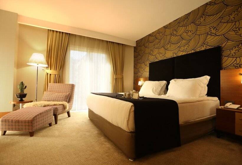 سوییت, Riva Reşatbey Luxury