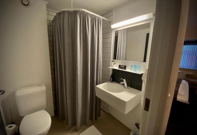 标准间, Struer Grand