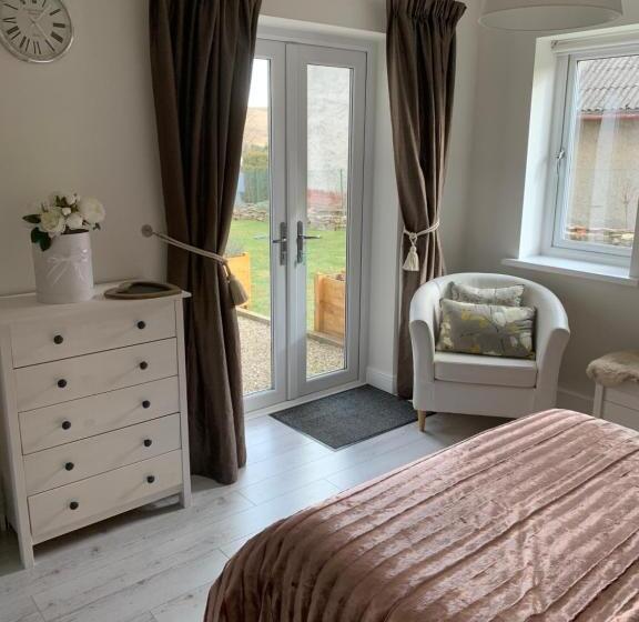 Номер Deluxe, Country House