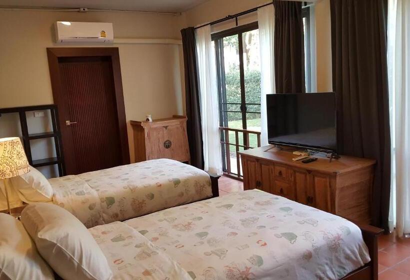 스탠다드 룸 가든 전망, Casa Khaoyai Bed&breakfast