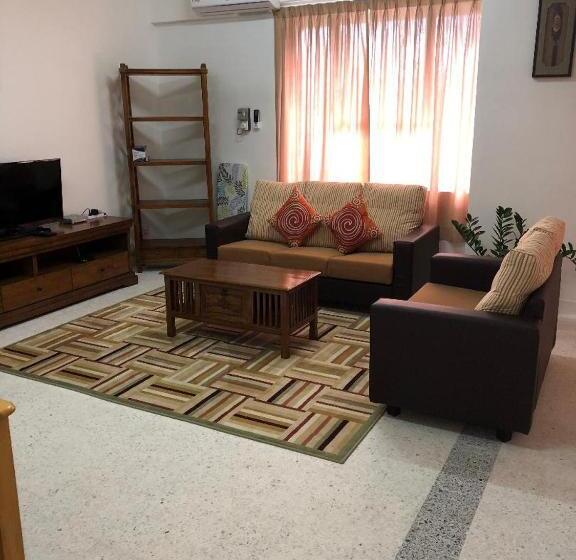 Апартаменты 2 Спальни, Kerteh Apartment
