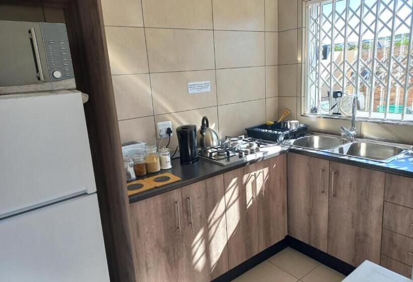 Quarto Estandar Cama King, Come Home In Oudtshoorn Self Catering Units