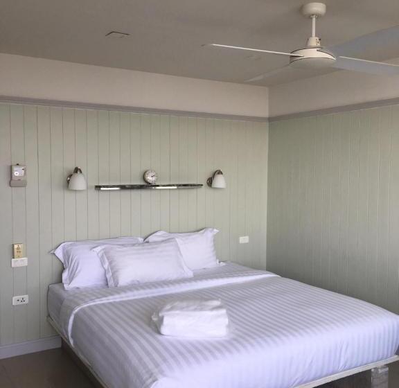 اتاق استاندارد با بالکن و چشم‌انداز دریا, Pierview Rooms