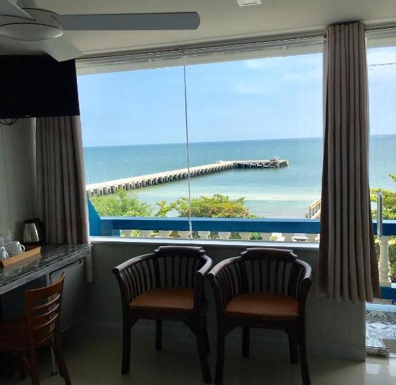 اتاق استاندارد با بالکن و چشم‌انداز دریا, Pierview Rooms