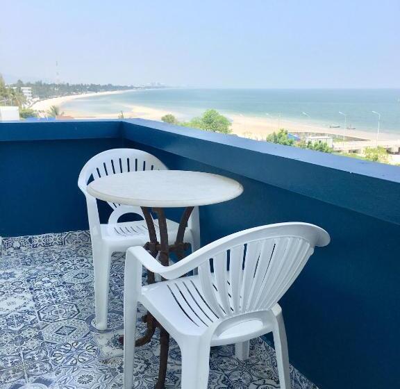 اتاق لوکس با بالکن و چشم‌انداز دریا, Pierview Rooms