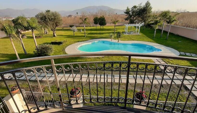 Номер Стандарт с Гидромассажем, Villa Arya